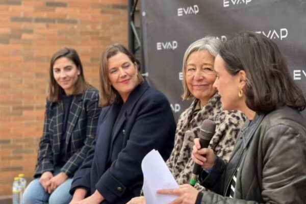 Charla “¿Dónde están las expertas?»